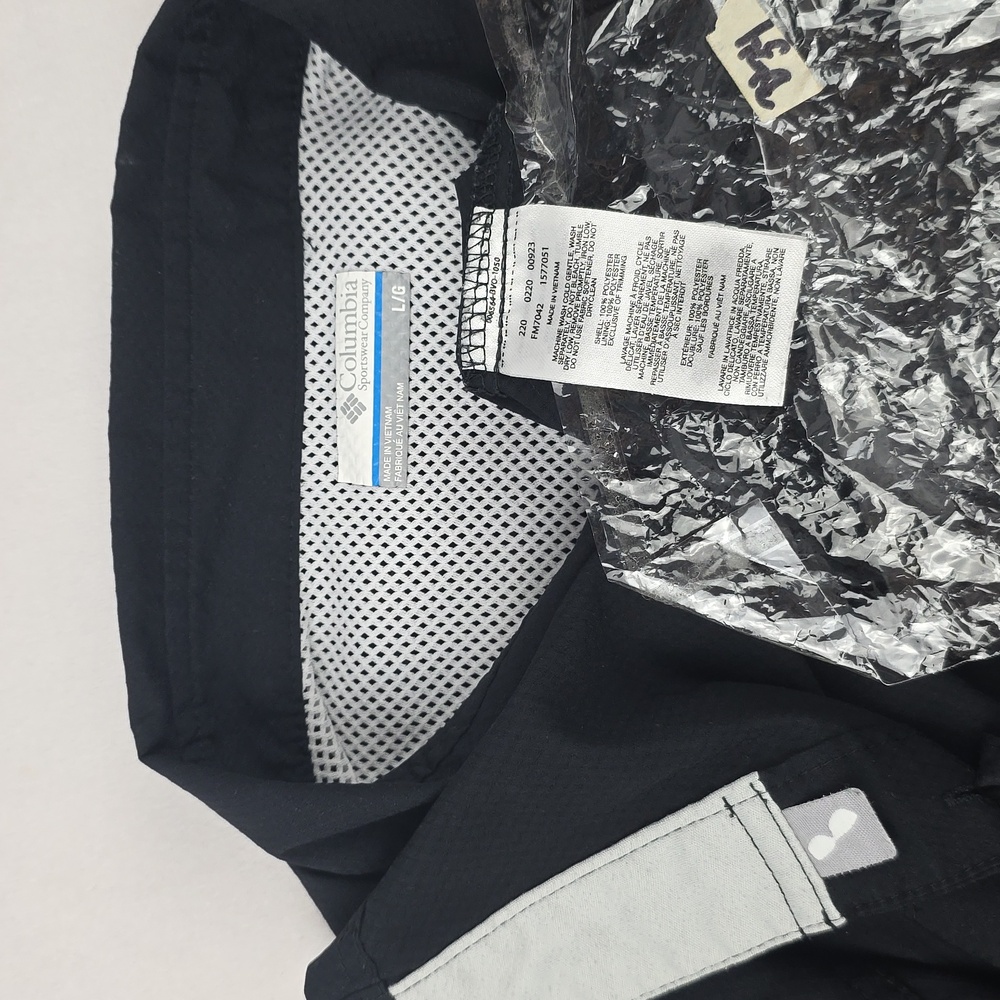 Columbia Men's Omni-Shade Black Casual Button Down Lightweight Shirt LG - Picture 4 of 4